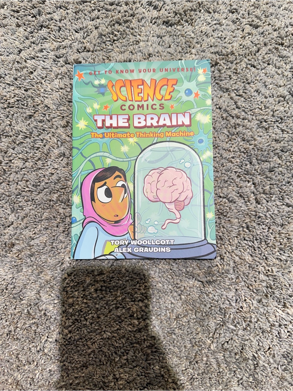 Science Comics: The Brain - Illustrated Science Graphic Novel (Green, Pink)